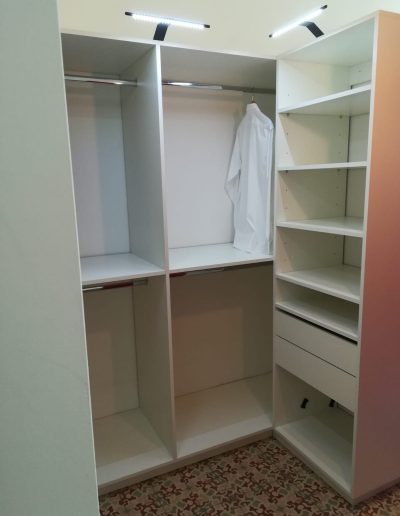 Réalisation-dressing-éclairé