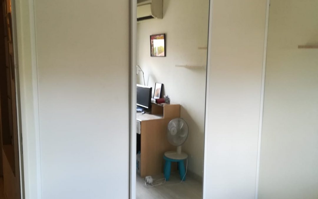 Porte de dressing